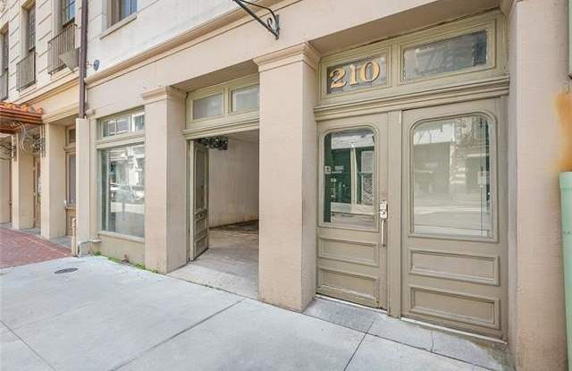 210 DECATUR Street Gallery 4