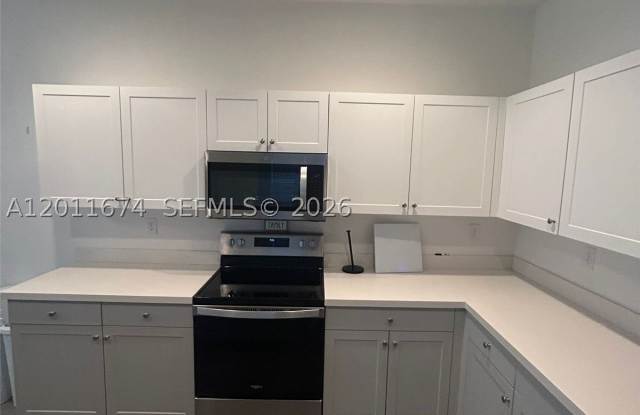 5541 AGOSTINO WAY Gallery 2