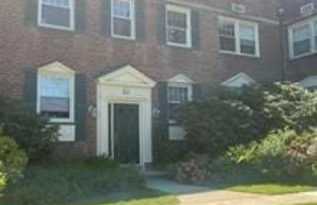 500 E LANCASTER AVENUE photos photos