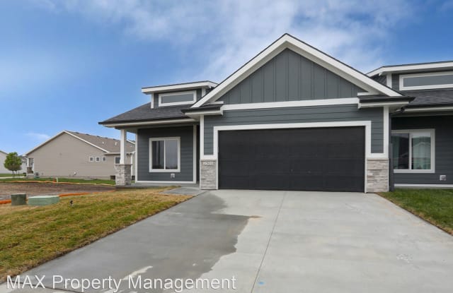 2501 NE 6th St - 2501 Northeast 6th Street, Grimes, IA 50111