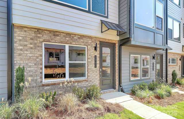 5731 Castlerea Drive - 5731 Castlerea Drive, Charlotte, NC 28217
