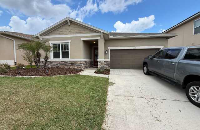 3 Bedroom/2 Bathroom SFH in Summers Corner AVAILABLE APRIL 6th! photos photos