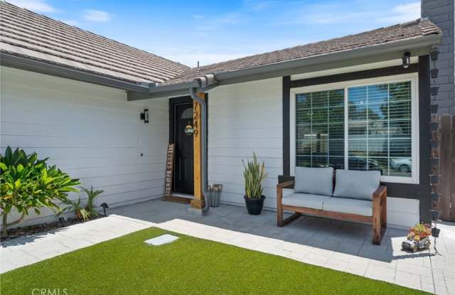7249 Dunmore Place Gallery 4