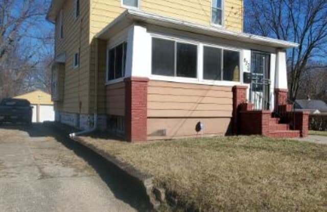 623 Bisson Ave - 623 Bisson Avenue, Akron, OH 44307