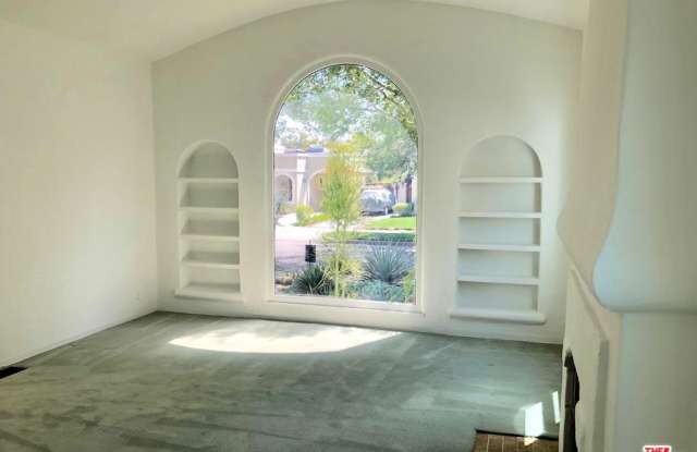 213 South ALMONT Drive Gallery 4
