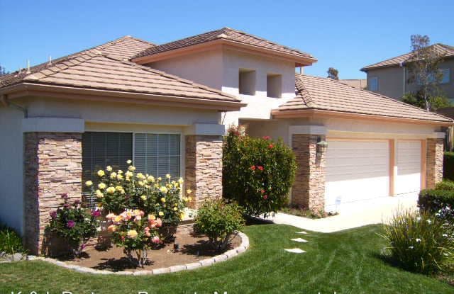 1676 Crescent Knolls Glen - 1676 Crescent Knolls Glen, Escondido, CA 92029