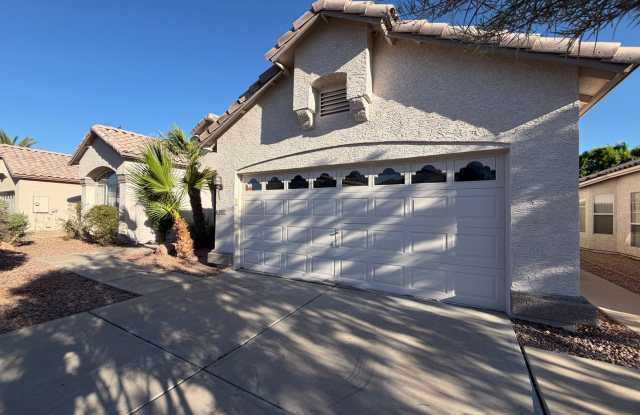 UPDATED BEAUTY IN GARDEN LAKES photos photos