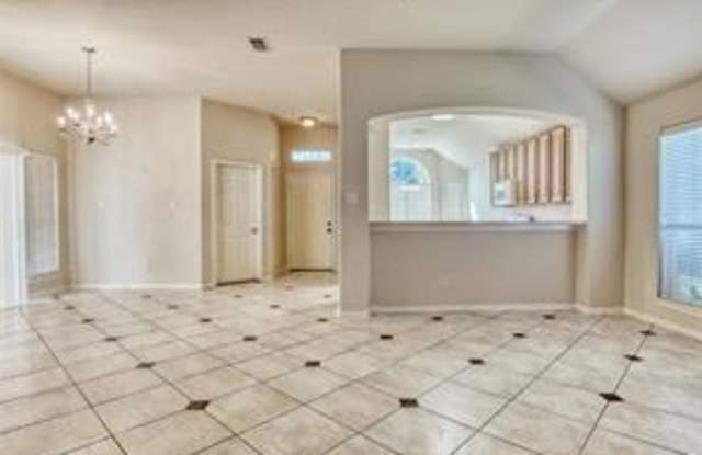 998 Oak Falls Drive Gallery 3