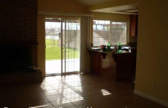 16109 Tullock St. Gallery 4