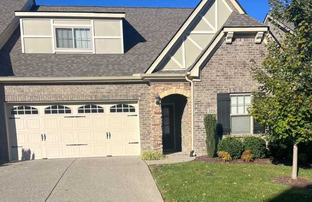 Beautiful Well Appointed Home Gallery 1