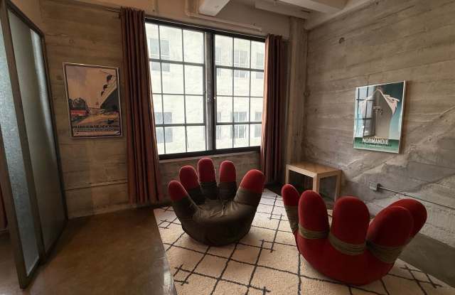 Epic REA - 2 Bed / 1 Bath Loft-Style Unit at Historic Mint Plaza Gallery 4