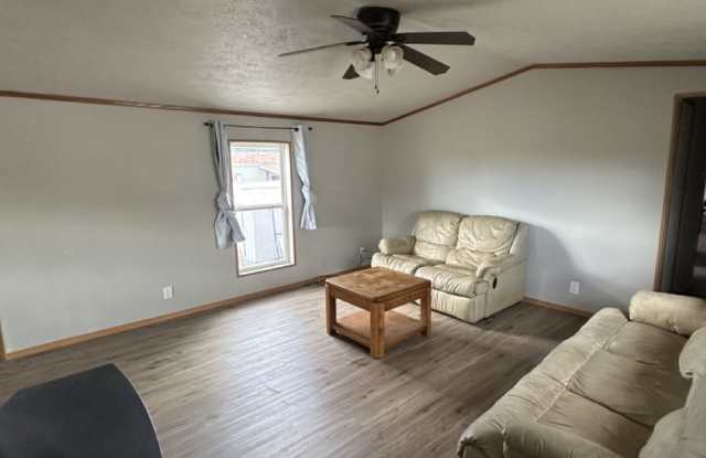 154 East Hemlock Drive - 154 East Hemlock Drive, Pueblo West, CO 81007