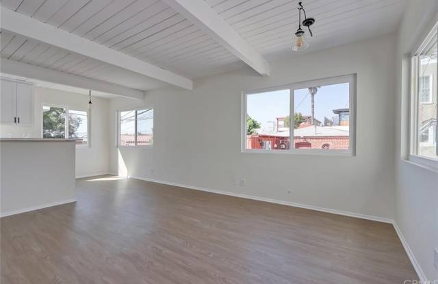 324 29th Place Gallery 2