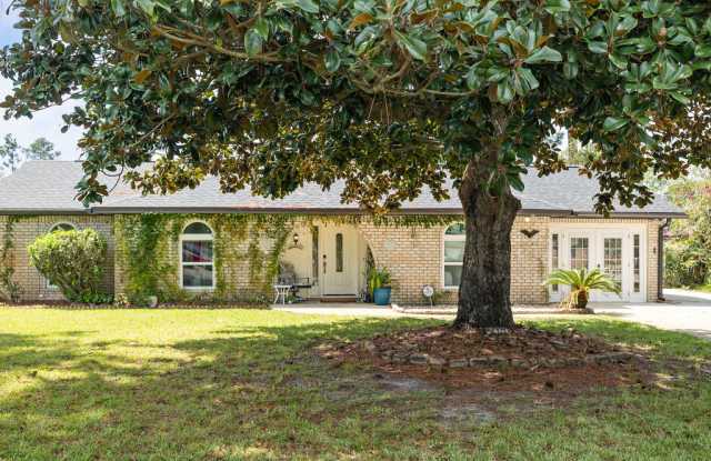 7301 Sandy Creek Drive - 7301 Sandy Creek Drive, Myrtle Grove, FL 32506