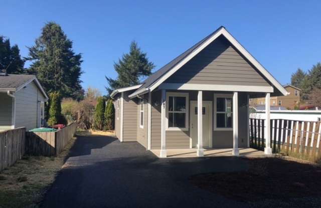 Two bedroom, one bathroom cottage in the heart of Lincoln City! photos photos