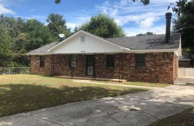 706 Cottonwood Court photos photos