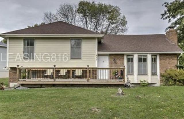 912 Northeast 104th Terrace - 912 Northeast 104th Terrace, Kansas City, MO 64155