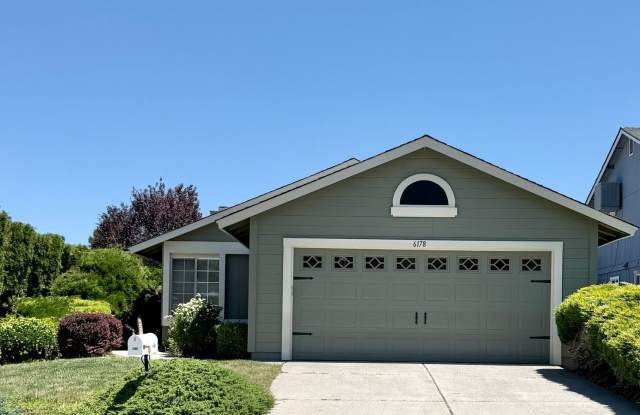 6178 Chesterfield Lane - NEWLY RENOVATED, MUST SEE!!!! photos photos