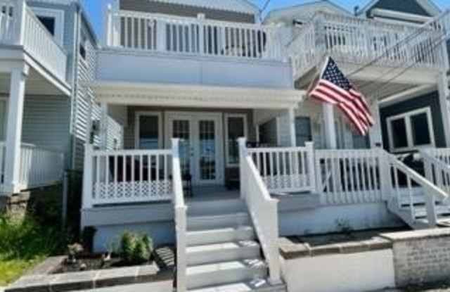 119 Lake Terrace Gallery 1