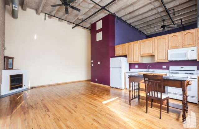 100 South Ashland Avenue Gallery 4