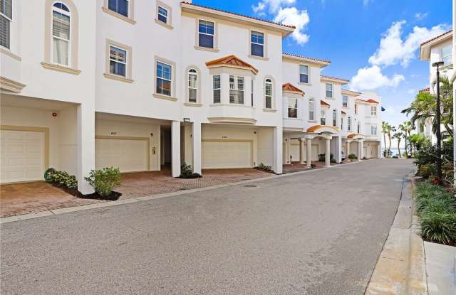 1340 BAYSHORE BOULEVARD photos photos