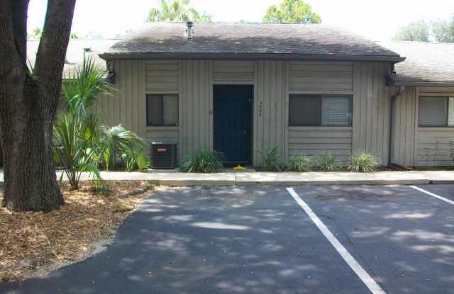 2BR/2BA Condo in NW Gainesville - available July 1! photos photos