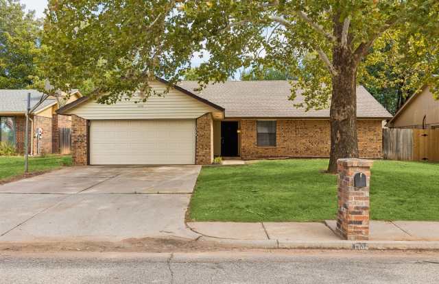 3 bed. 2 bath home in Edmond, ok Gallery 1