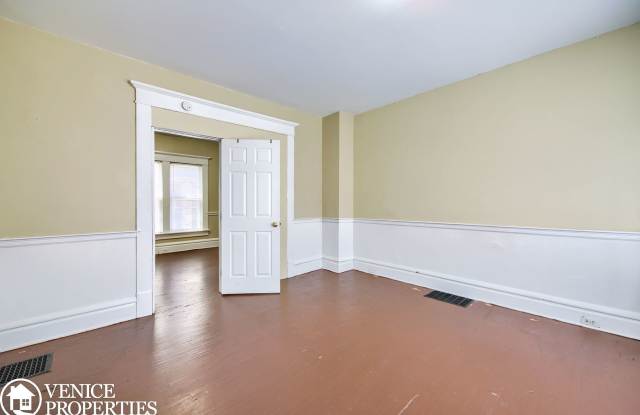 5 Bedroom on OSU Campus Gallery 3
