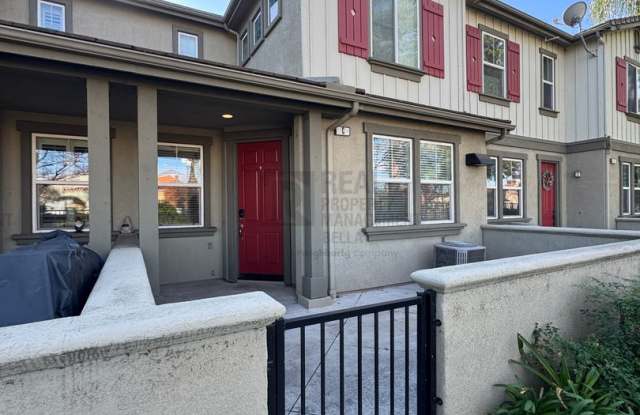 Bright  Open 2‑Bed Condo with Loft, Patio  Moreno Valley Ranch Lifestyle photos photos