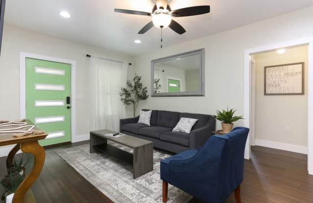 Charming 3BR House in San Antonio Gallery 3