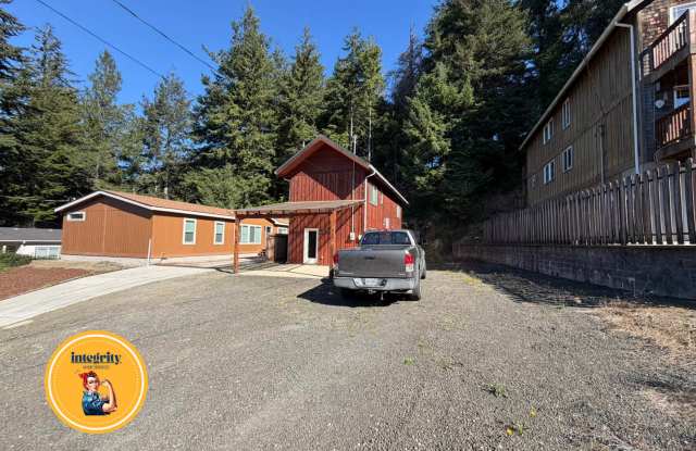 Gorgeous Coastal Home in the Heart of the Pacific Northwest! Gallery 3