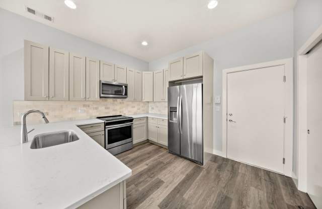 8917 Grant Avenue photos photos