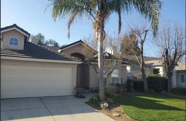 2829 East Ryan Avenue photos photos