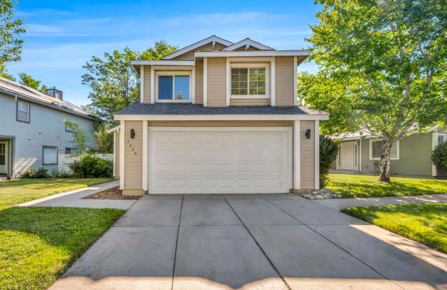 MOVE-IN READY SOUTH RENO GEM WITH EV CHARGER, OFFICE & RESORT-STYLE AMENITIES photos photos