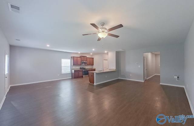 1139 Freedom Parkway Gallery 4