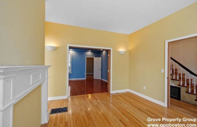 195 Dorchester St. photos photos