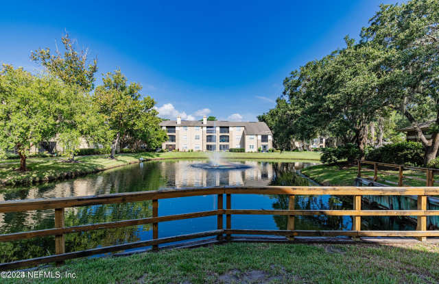 29 ARBOR CLUB Drive unit: 215 photos photos