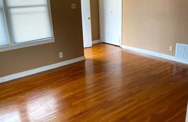 5412 Farah Place Gallery 3