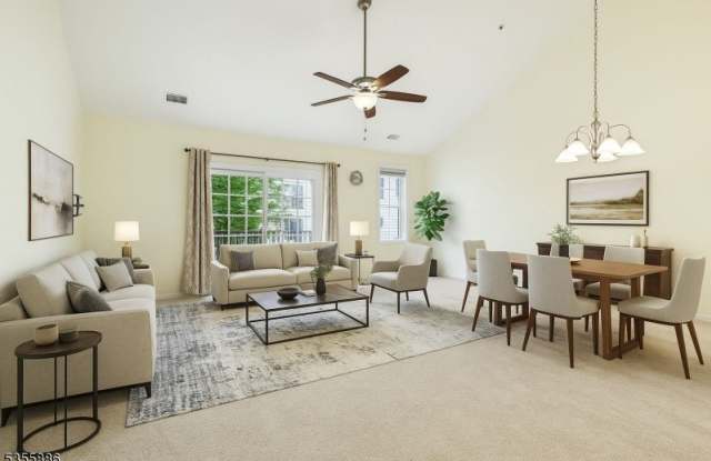1507 Meadow Brook Ct photos photos