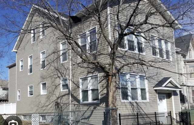 253 Hamilton Avenue Gallery 4