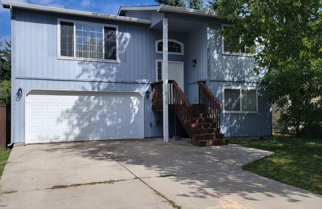 Beautiful South Hill 3 bed 2 bath home Gallery 1