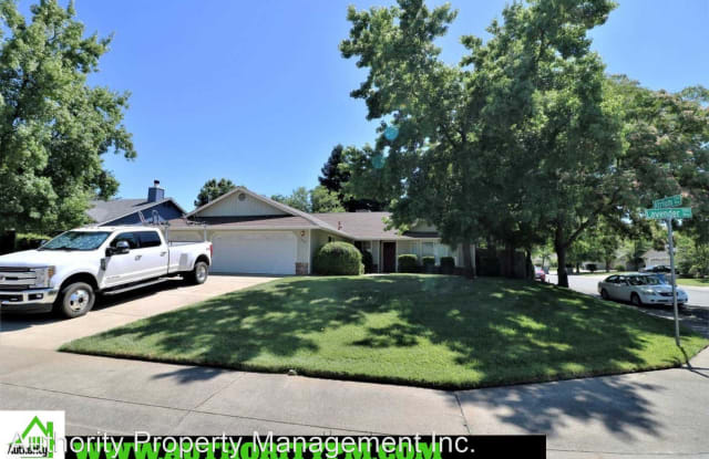 1599 Lavender Way - 1599 Lavender Way, Redding, CA 96003