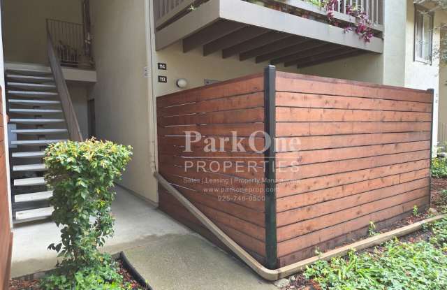 Great 1 bedroom ground floor condo. photos photos