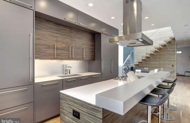 3329 Q STREET NW - 3329 Q Street Northwest, Washington, DC 20007