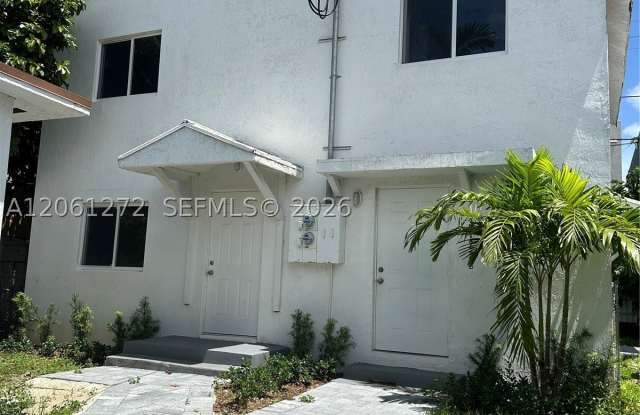 3123 NW 22nd Ct Gallery 2
