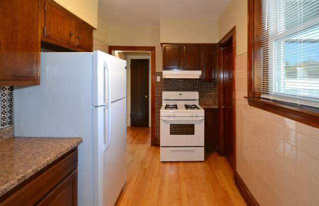 6326 Artesian Gallery 3