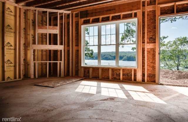 8 Edgewater Circle 8 Gallery 3