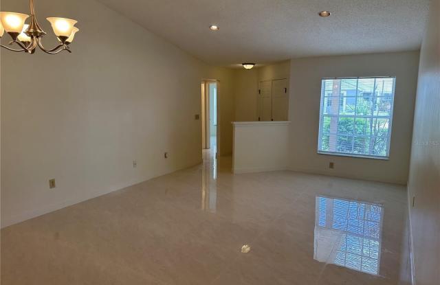 5915 TAYWOOD Drive Gallery 4