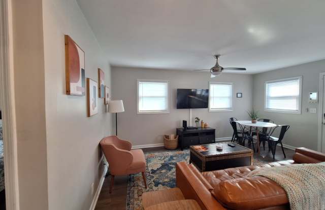 1001 Campbell Street Gallery 3