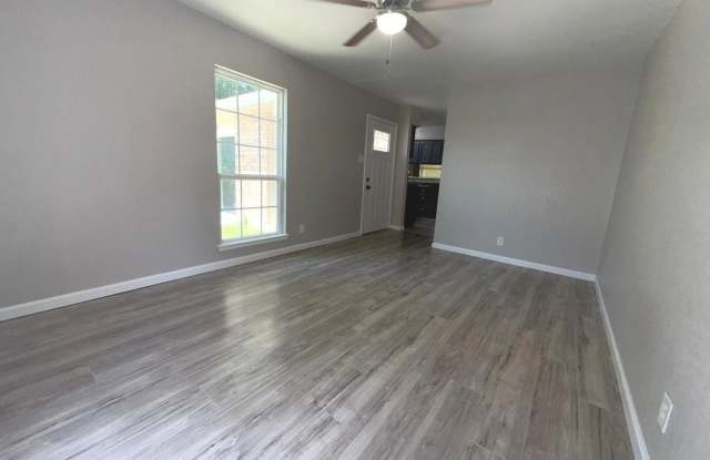 4911 TENNYSON DR Gallery 3